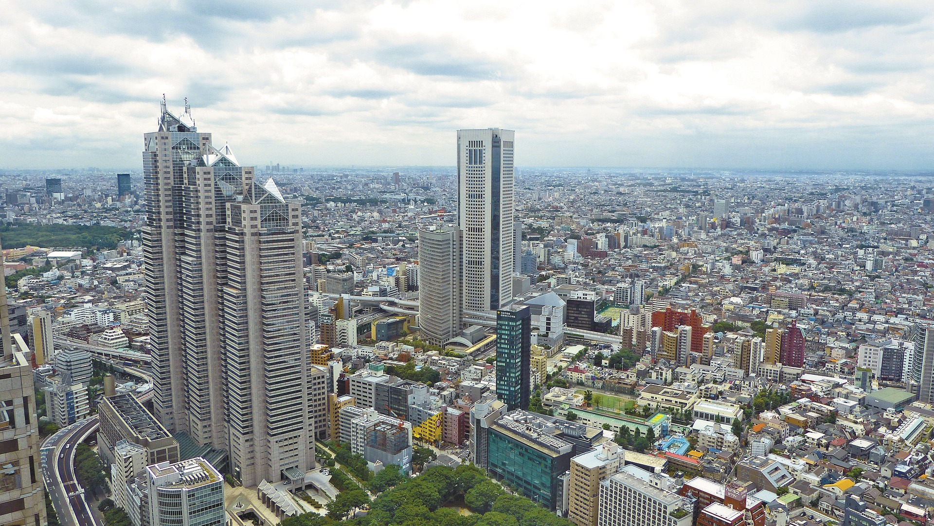 buildings-217878_1920