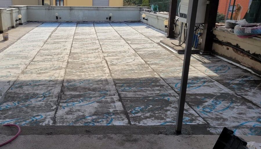 03 Impermeabilizzazione terrazzo con sistema Aquascud